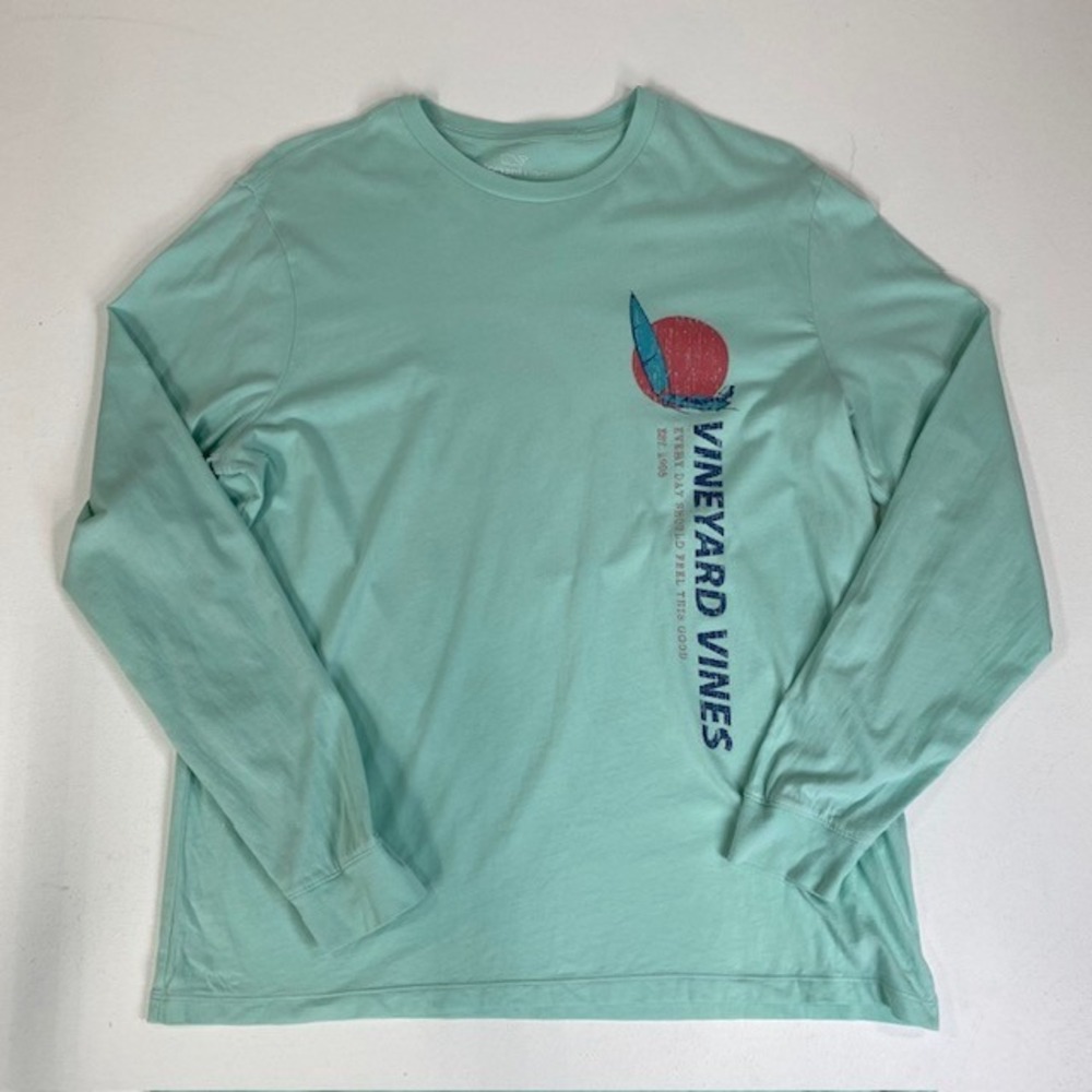 Vineyard Vines Long‎ Sleeve Graphic T-Shirt Everyday Should Feel This Good M